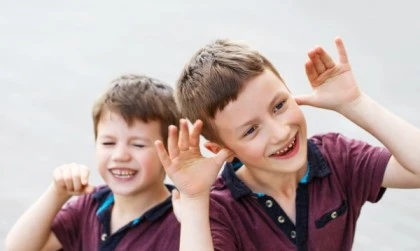 Image of kids with Attention Deficit Hyperactivity Disorder playing together